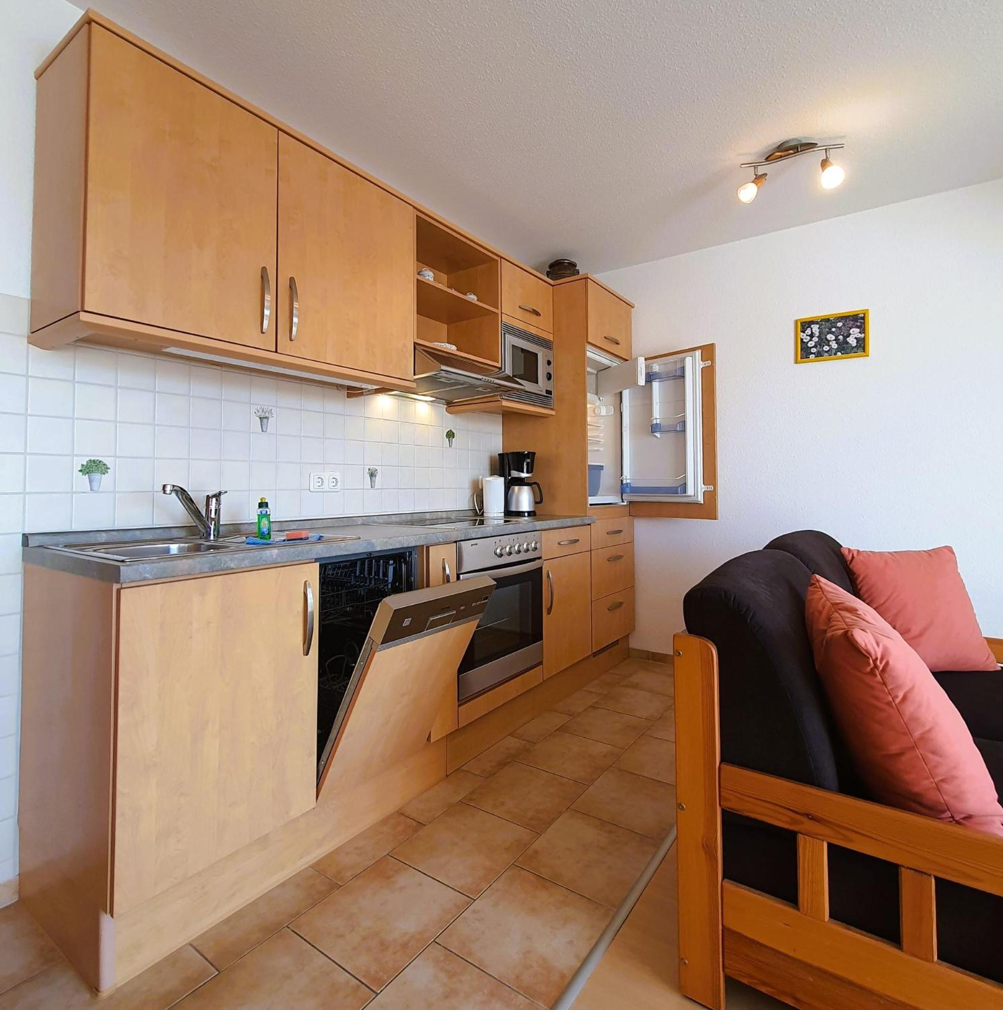 Fritz_Reuter_Str_Sonnenuhr_Whg_7 Apartman Zingst Kültér fotó